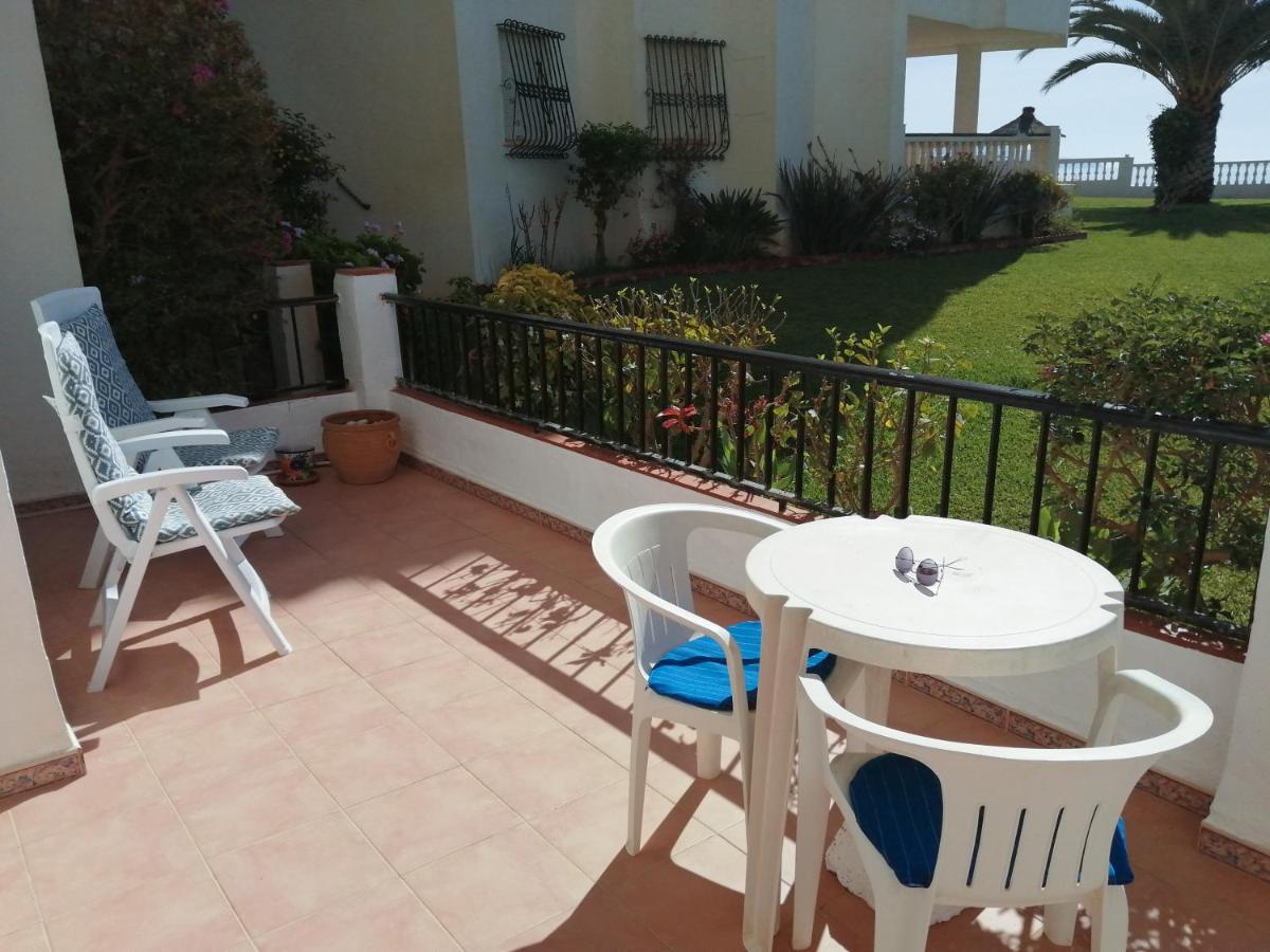 Sea & Pool View Garden Apartment Las Palmeras Нерха Екстер'єр фото