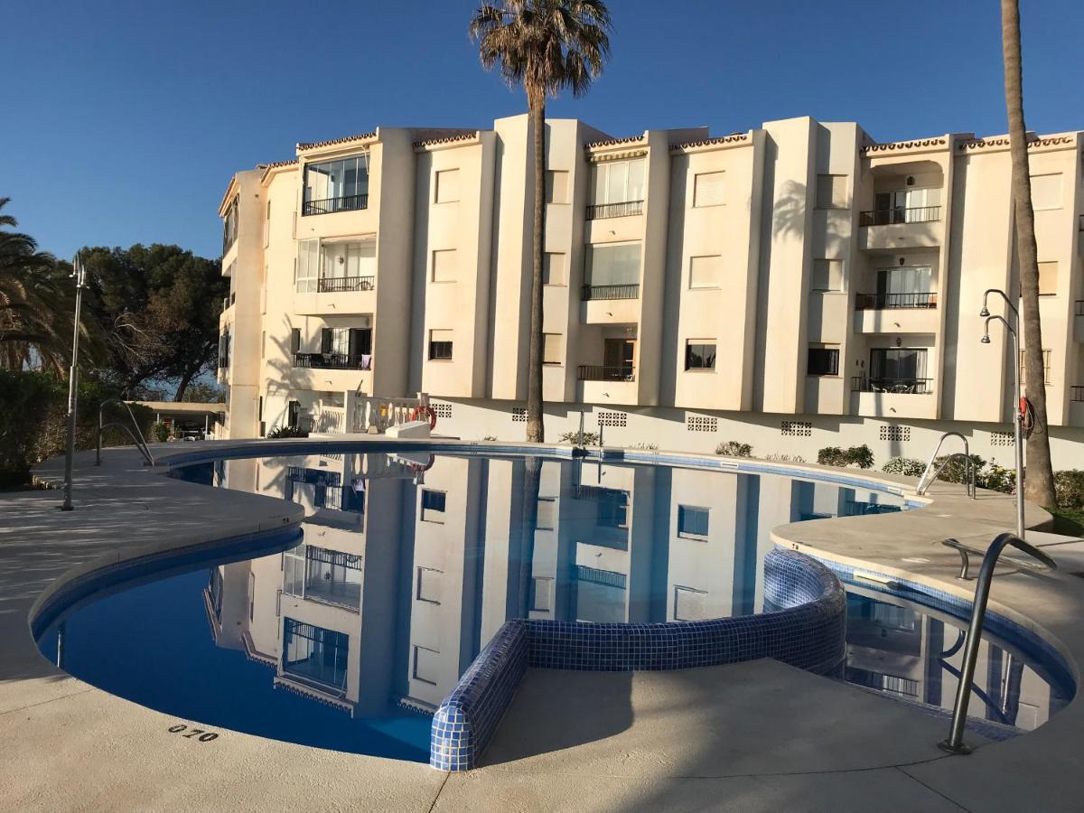 Sea & Pool View Garden Apartment Las Palmeras Нерха Екстер'єр фото